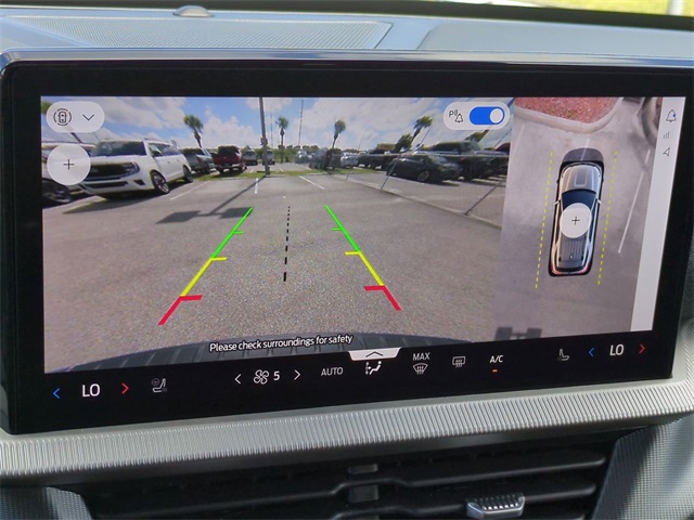2025 Ford Explorer ST-Line photo 19