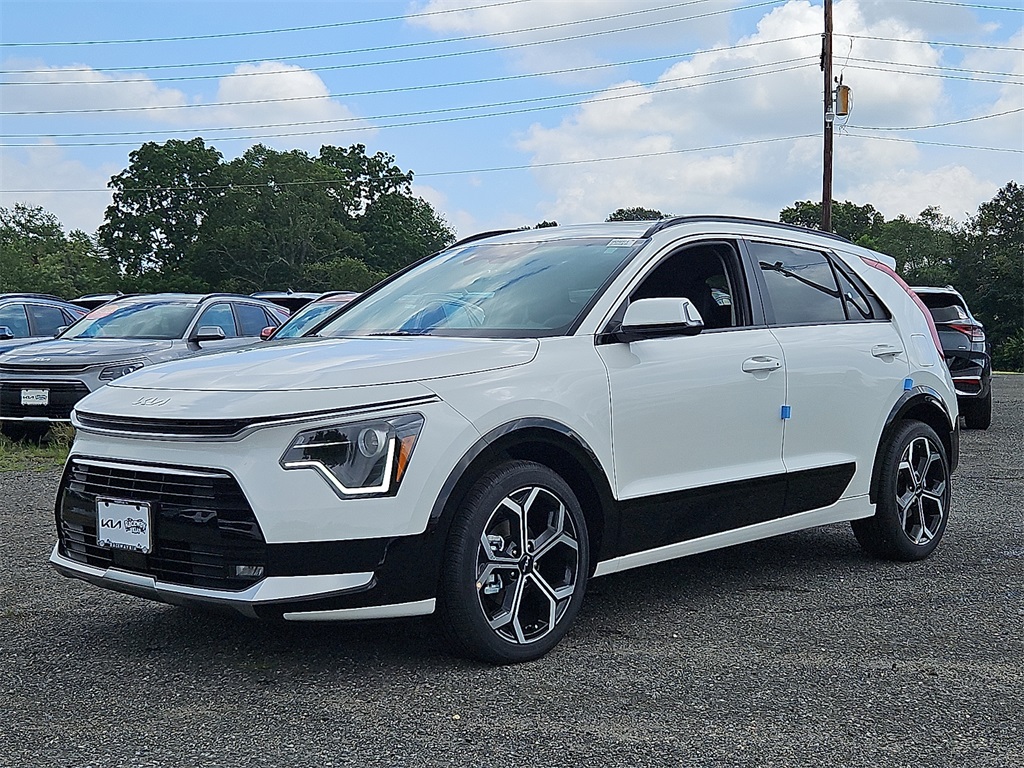 2025 Kia Niro EX Touring photo 3