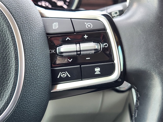 2023 Kia Carnival EX photo 27