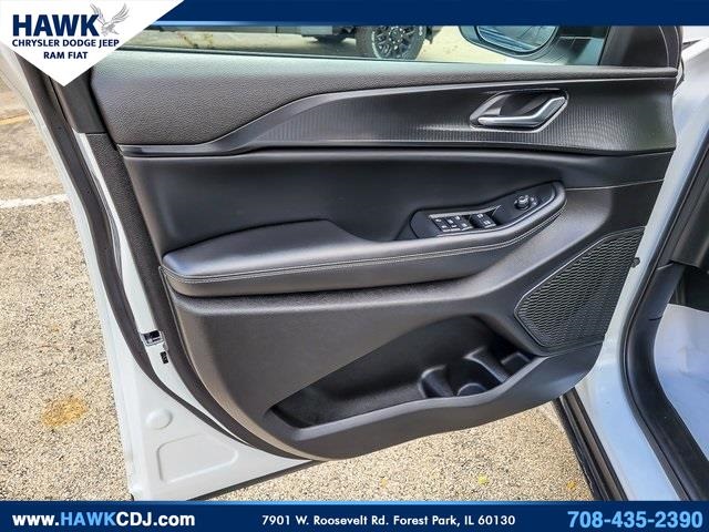 2024 JEEP GRAND CHEROKEE - Image 24