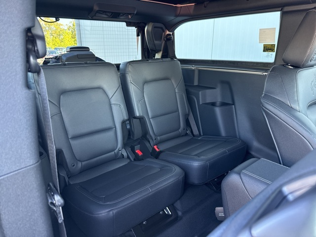 2025 Ford Bronco Badlands photo 3