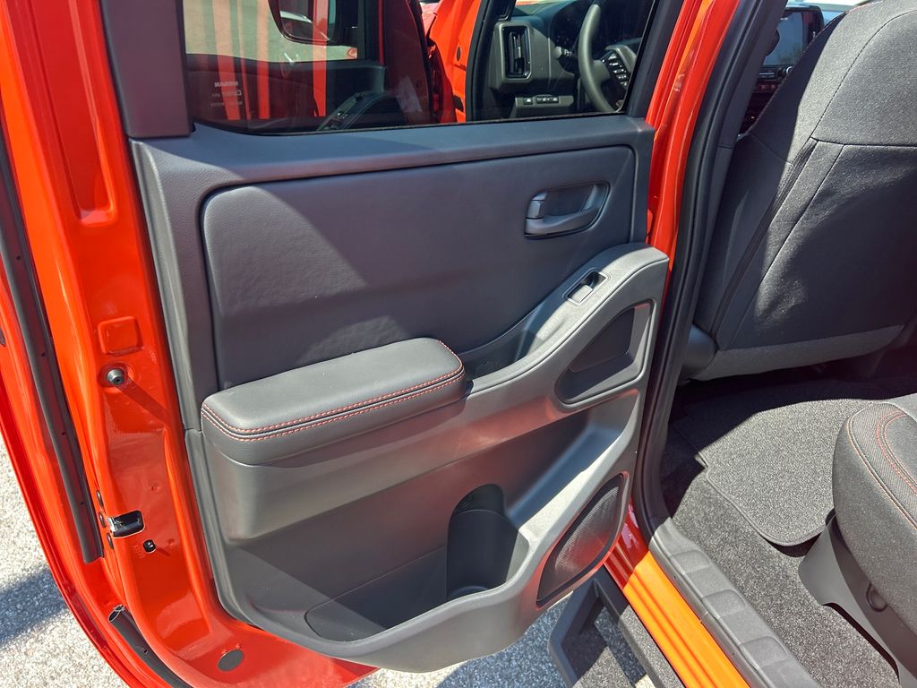 2026 Nissan Frontier PRO-X photo 16