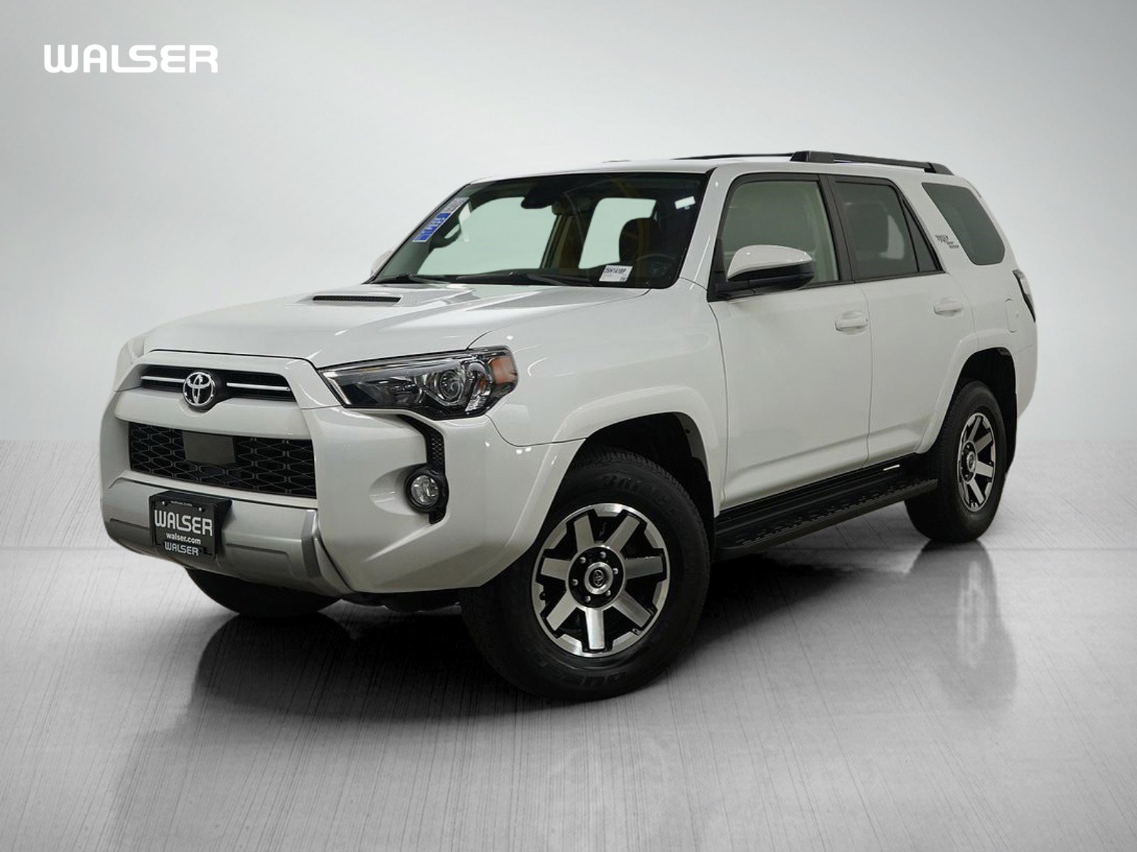 2020 Toyota 4Runner Off-Road's photo