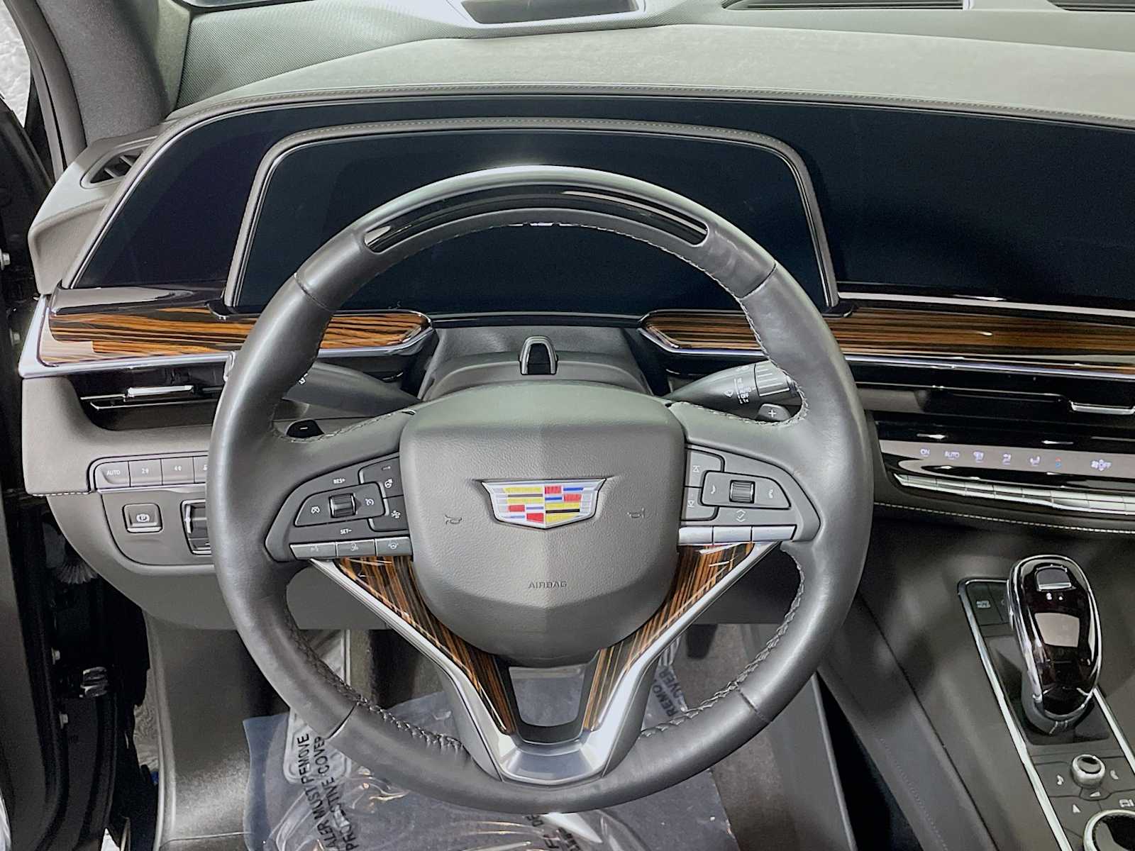 2023 Cadillac Escalade ESV Premium Luxury photo 9