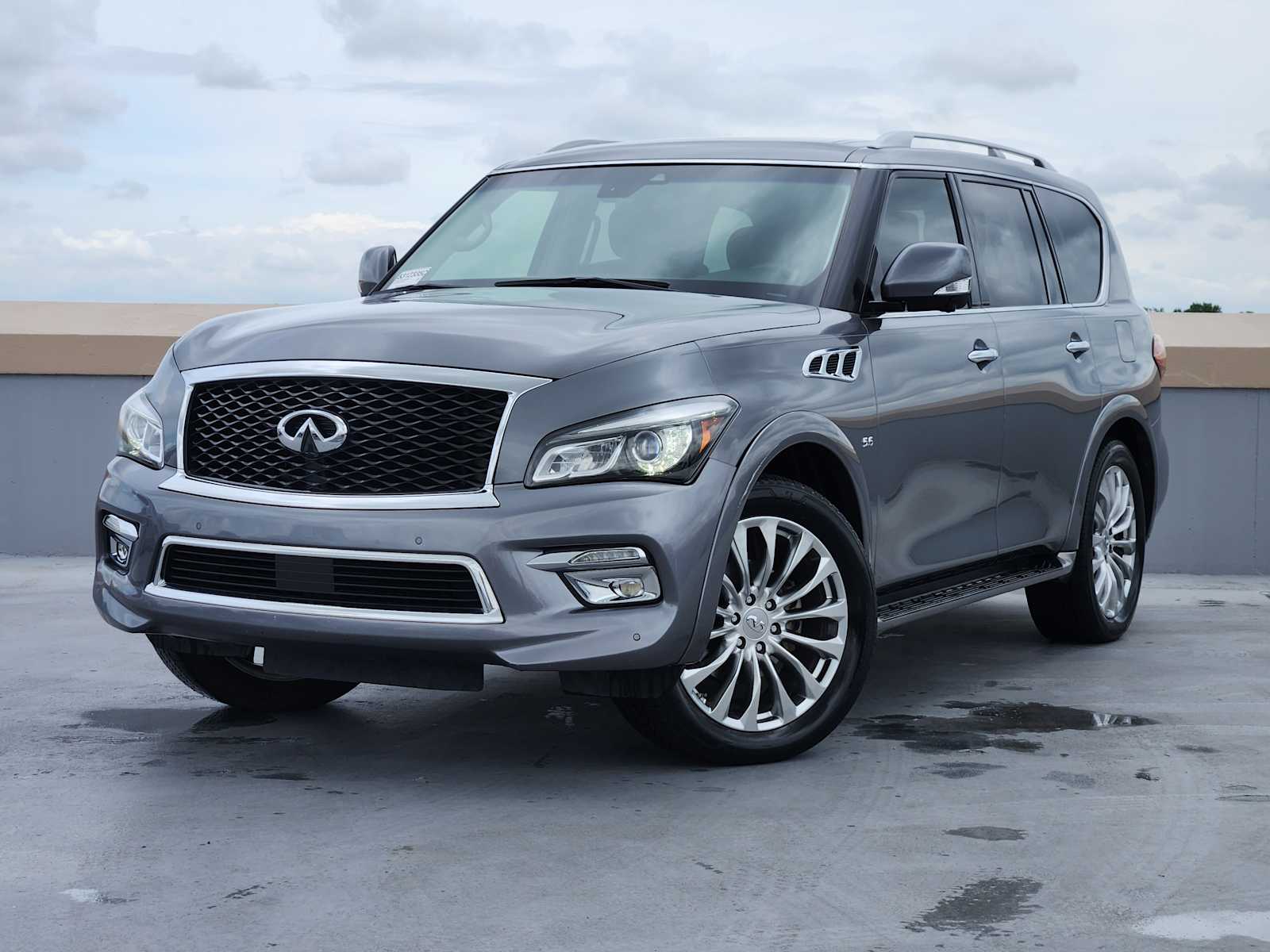 2017 INFINITI QX80 