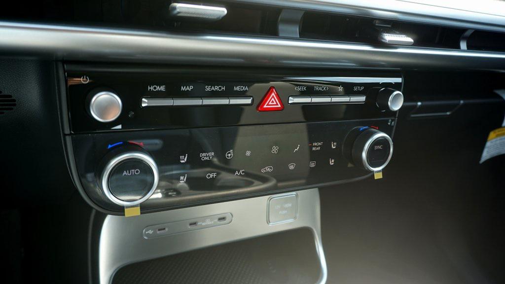 2026 Hyundai Ioniq SEL photo 15