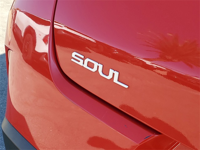 2023 Kia Soul LX photo 7