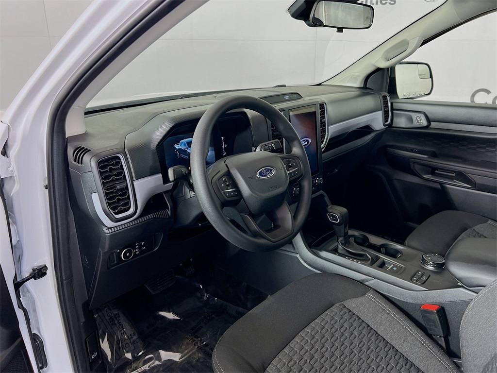 2025 Ford Ranger XL photo 3