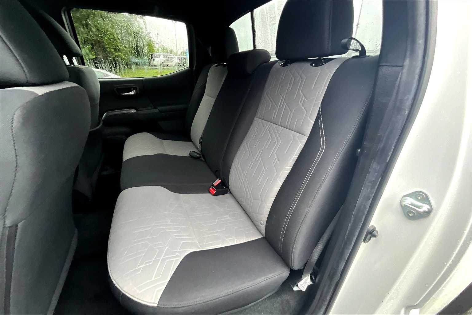 2023 Toyota Tacoma TRD 4x4 photo 16
