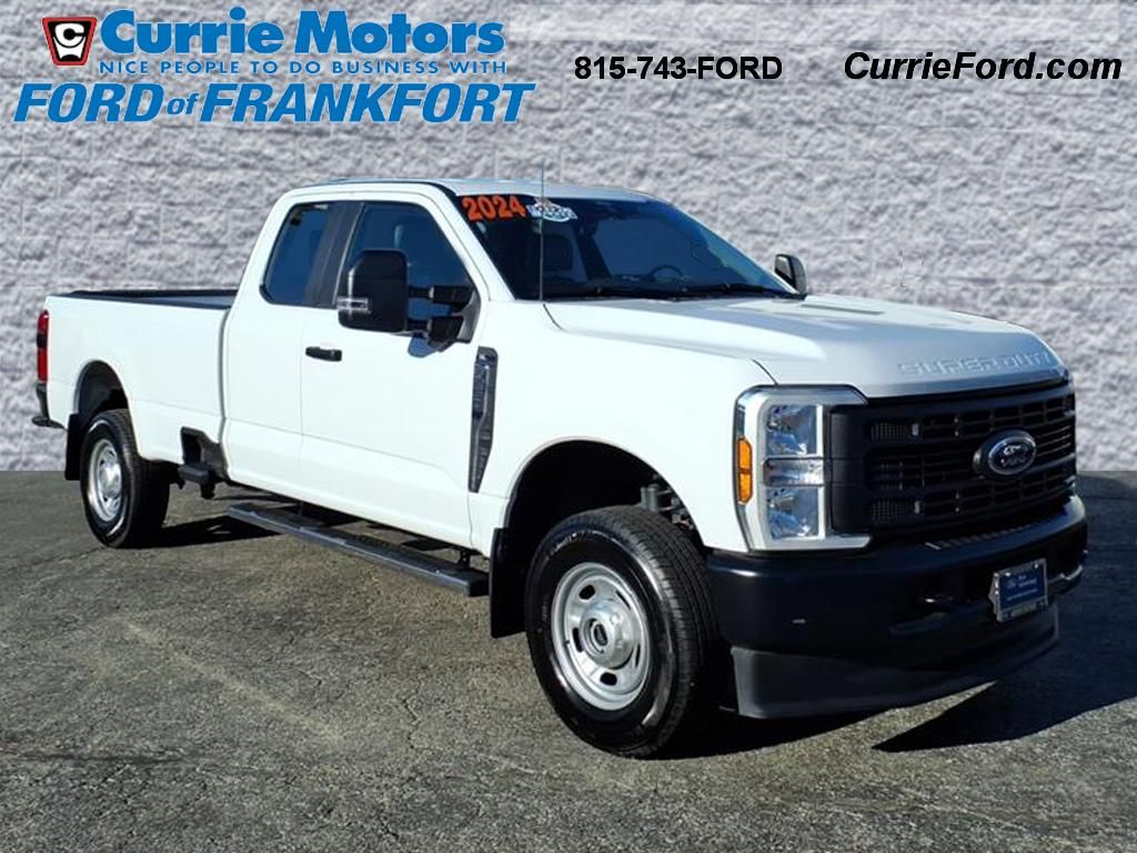 2024 Ford F-250 Super Duty XL's photo