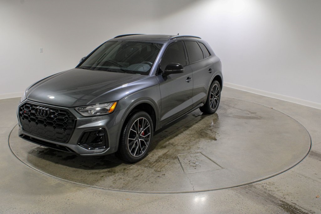 2025 Audi SQ5 Premium Plus's photo