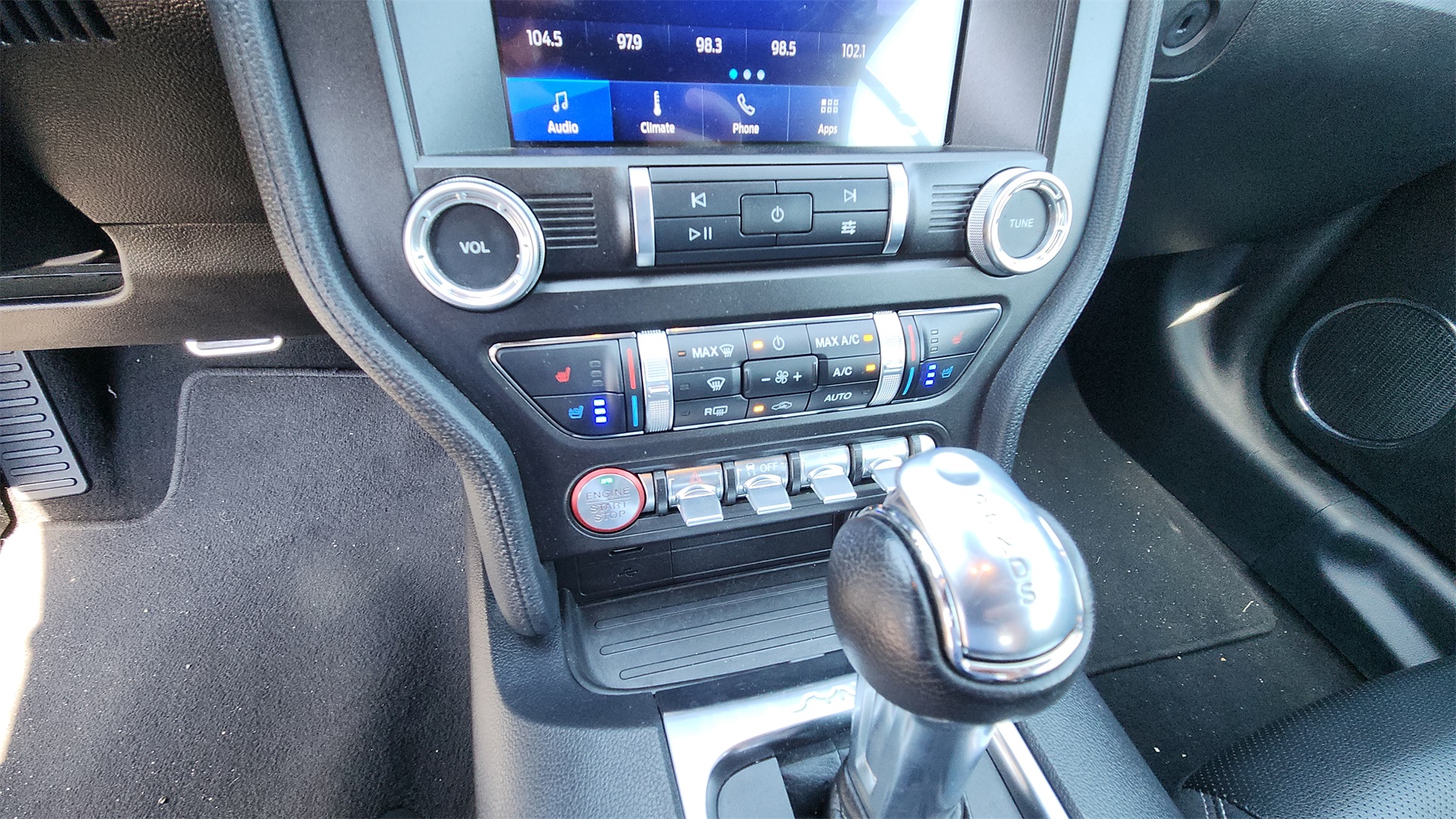 2023 Ford Mustang EcoBoost Premium photo 17