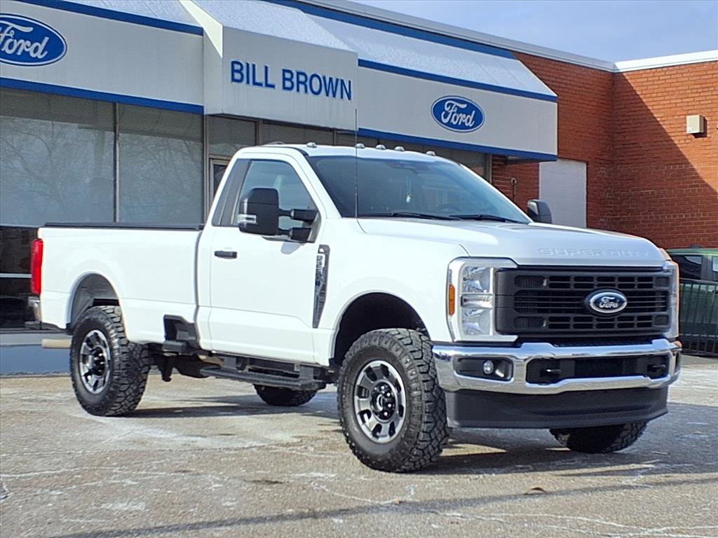 2024 Ford F-250 Super Duty XL's photo