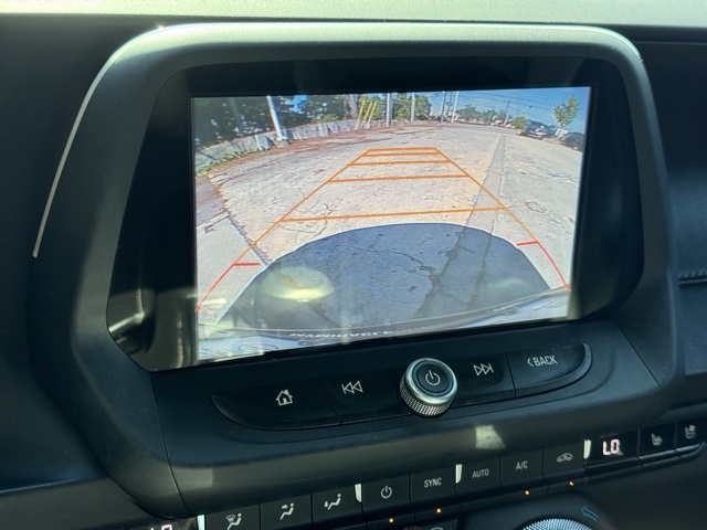 2017 Chevrolet Camaro 2LT photo 32