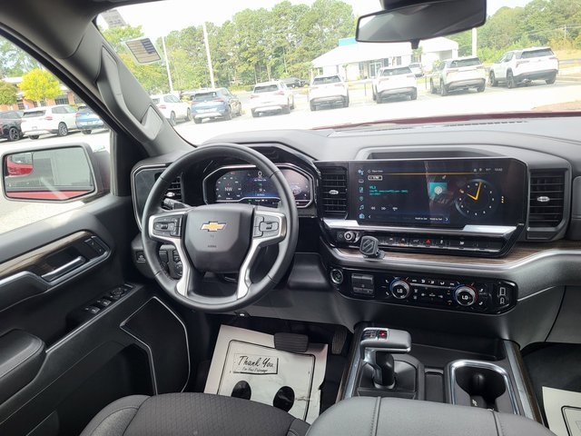 2024 Chevrolet Silverado 1500 LT photo 17