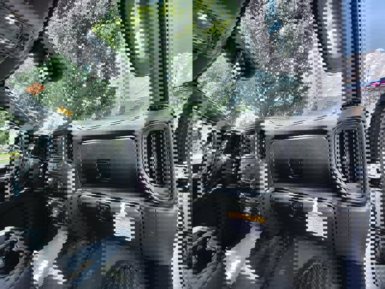 2024 Chevrolet Silverado 2500HD photo 28