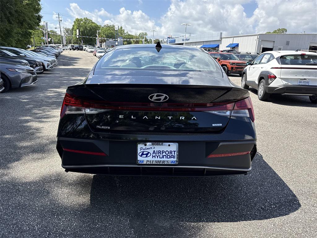 2025 Hyundai Elantra Hybrid SEL Sport photo 4