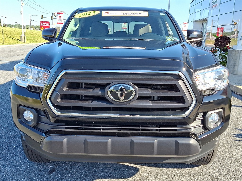 2023 Toyota Tacoma SR5 photo 2