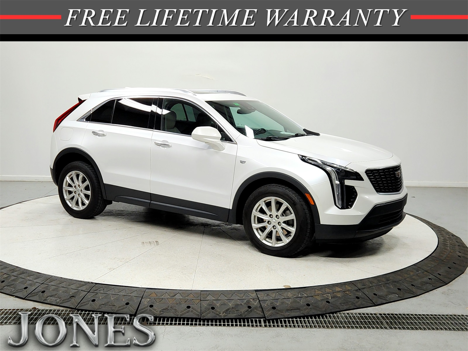 2023 Cadillac XT4 Luxury's photo