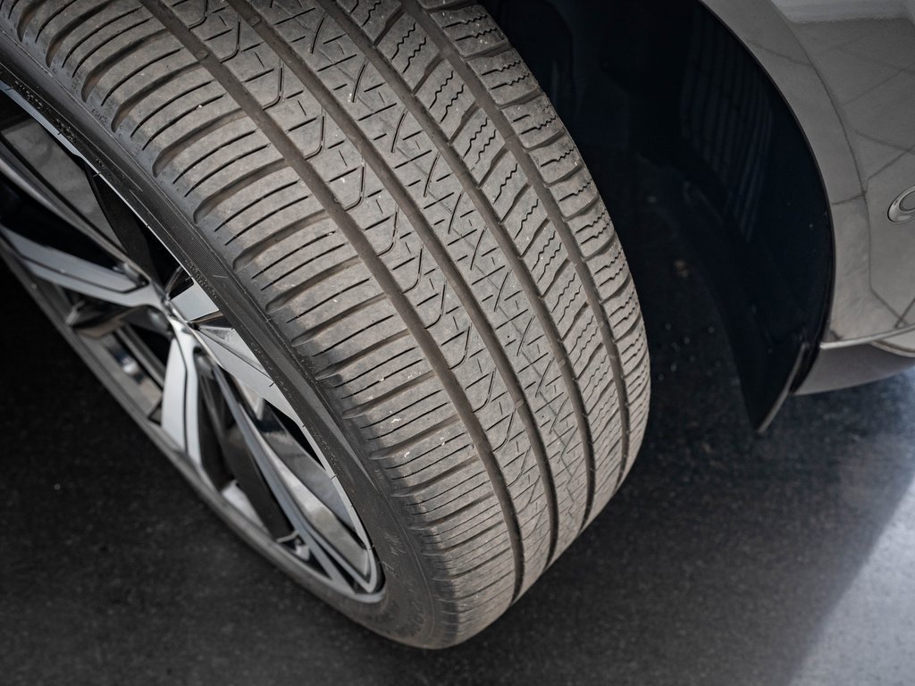 2024 Volvo XC60 Recharge Hybrid Ultimate photo 45