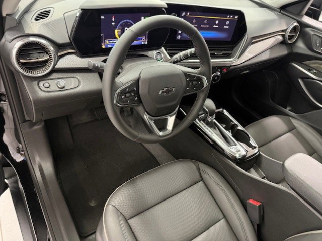 2026 Chevrolet Trax ACTIV photo 12
