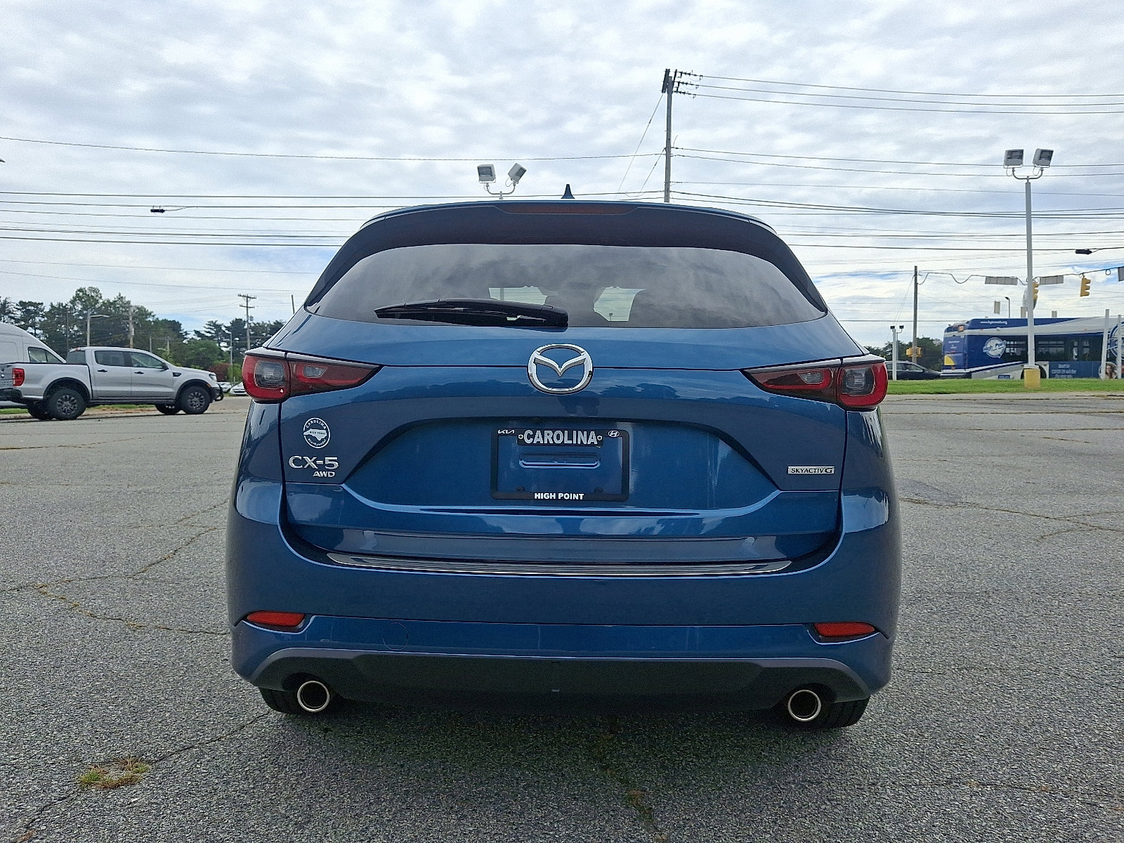 2024 Mazda CX-5 2.5 S Preferred photo 5