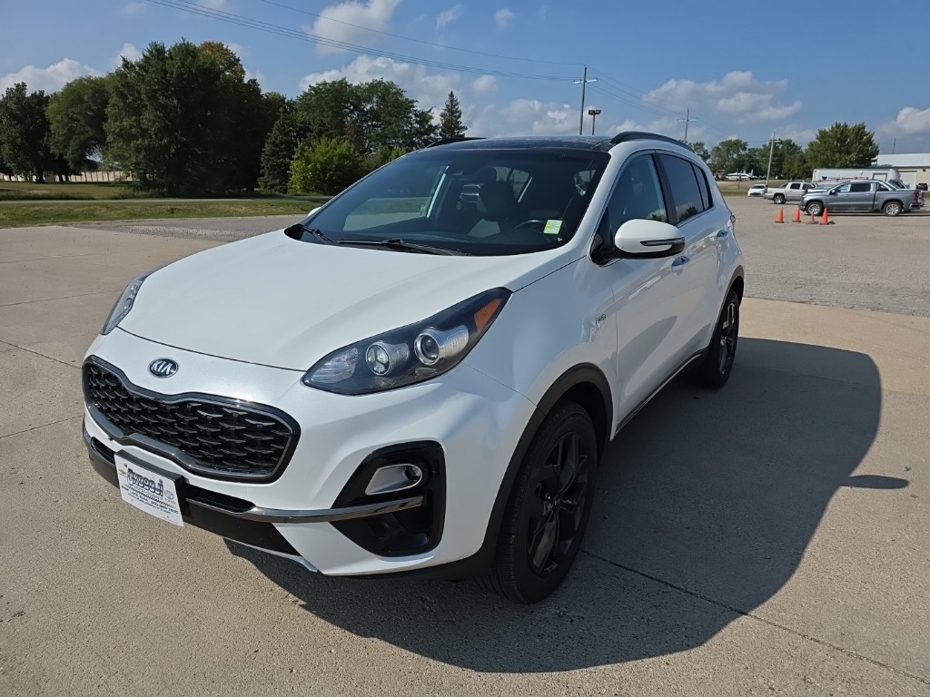 Used 2020 Kia Sportage S with VIN KNDP6CAC8L7758316 for sale in Spirit Lake, IA