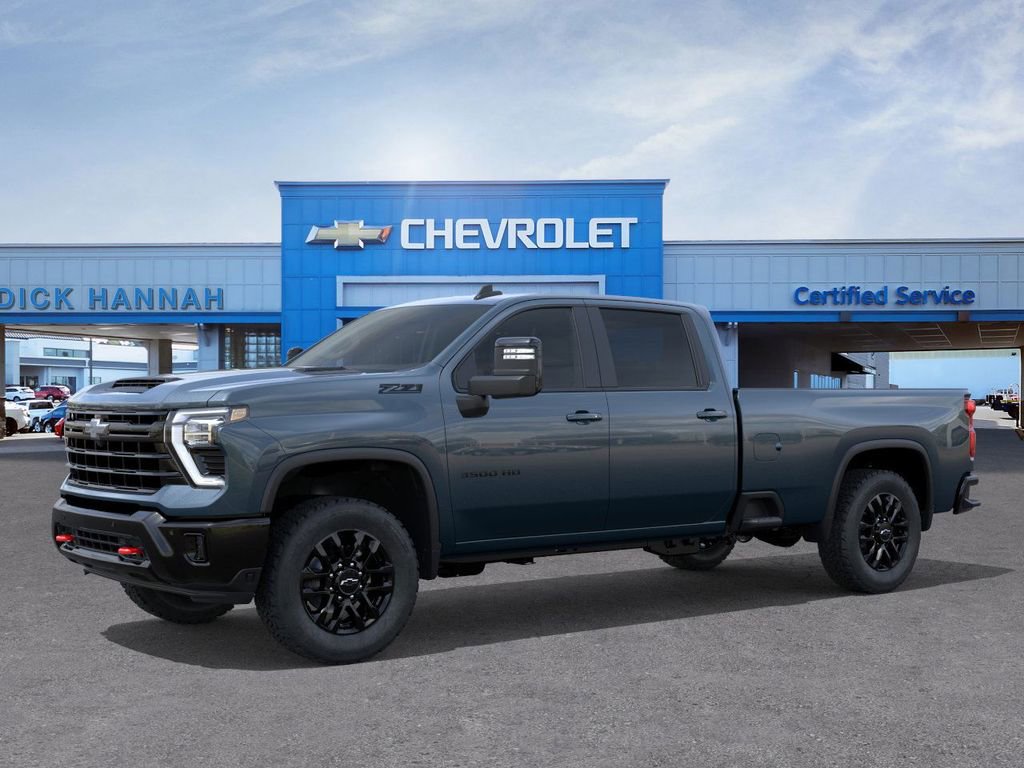 2026 Chevrolet Silverado 3500HD LT photo 2