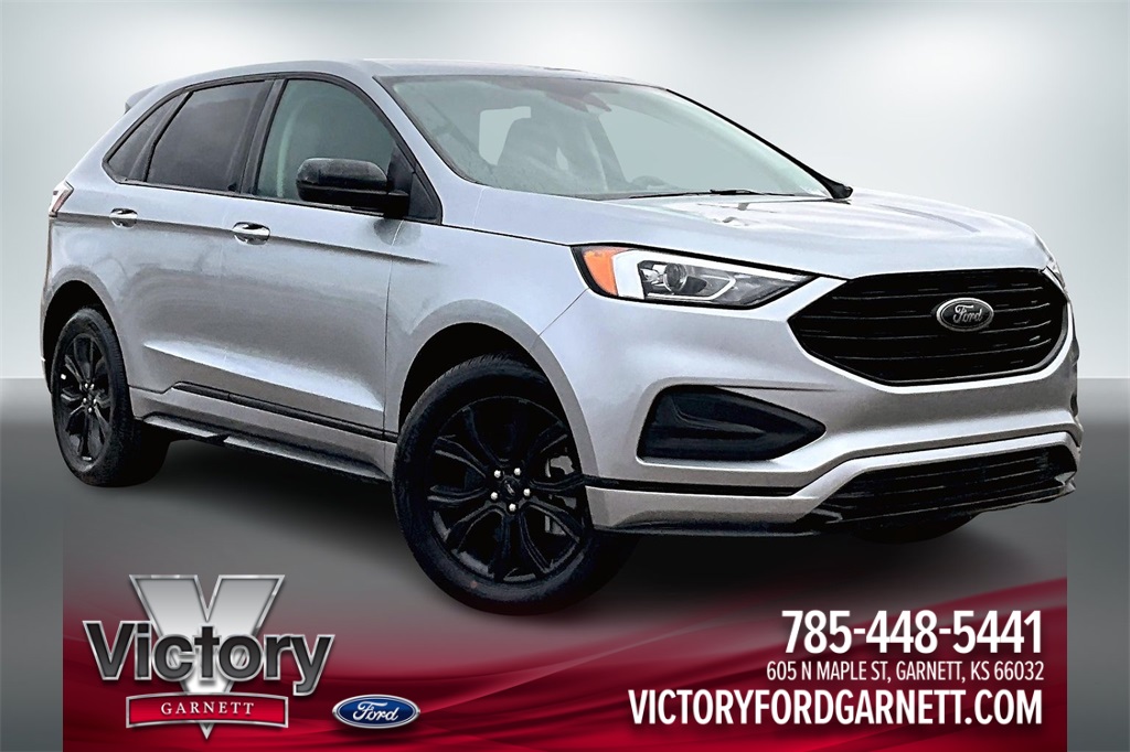 2024 Ford Edge SE's photo
