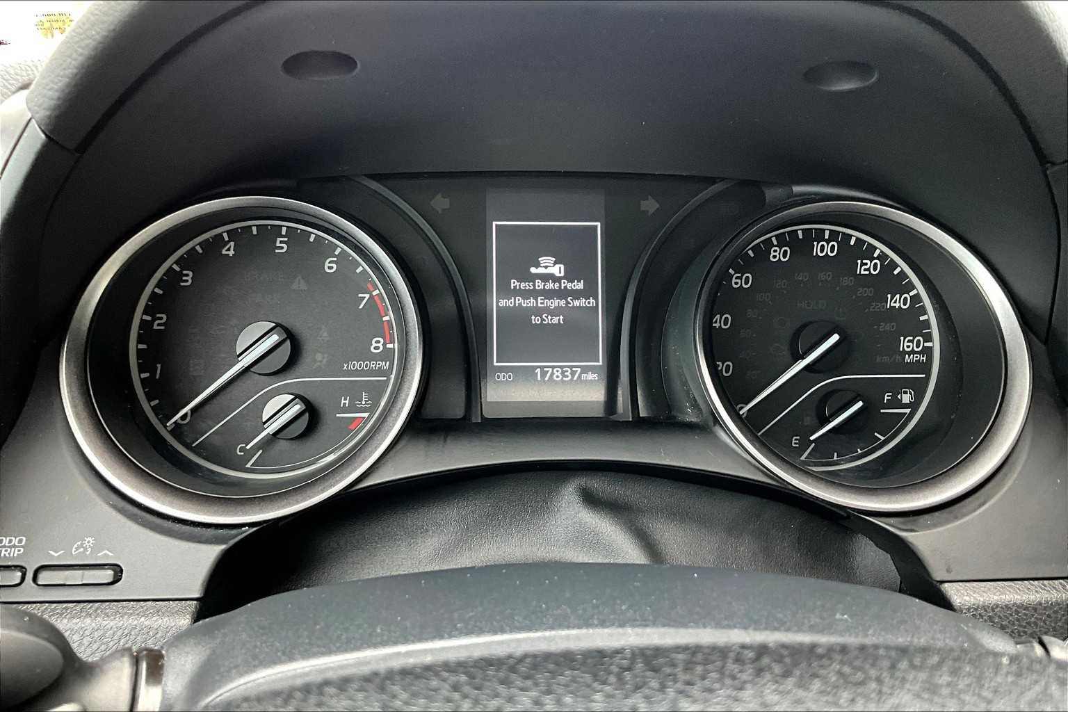 2023 Toyota Camry SE photo 23