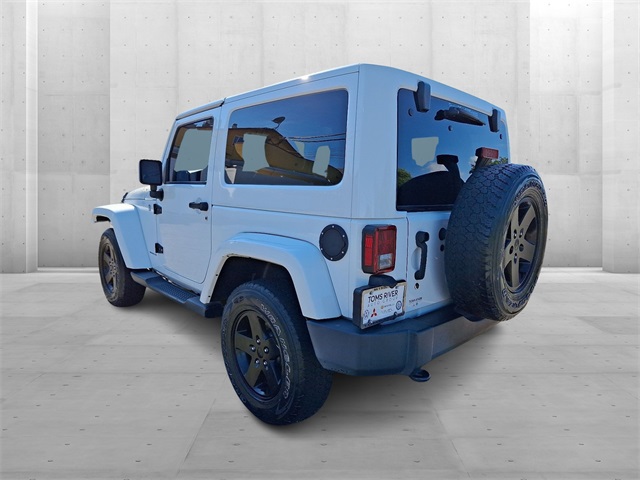2015 Jeep Wrangler Sahara X photo 4