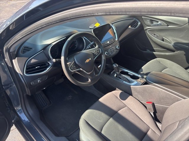 2019 Chevrolet Malibu 1LT photo 11