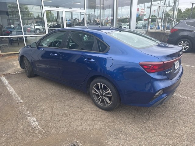 2022 Kia Forte LXS photo 2