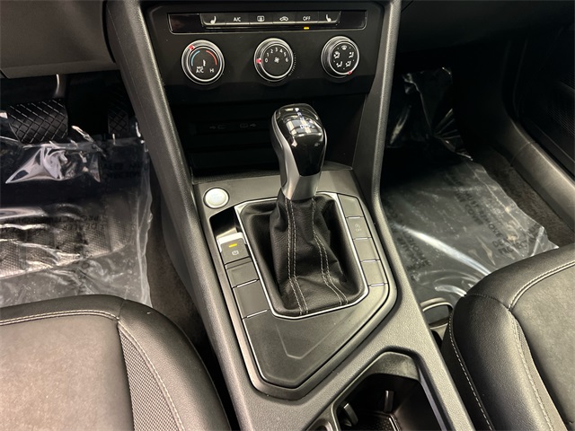 2022 Volkswagen Taos SE photo 24