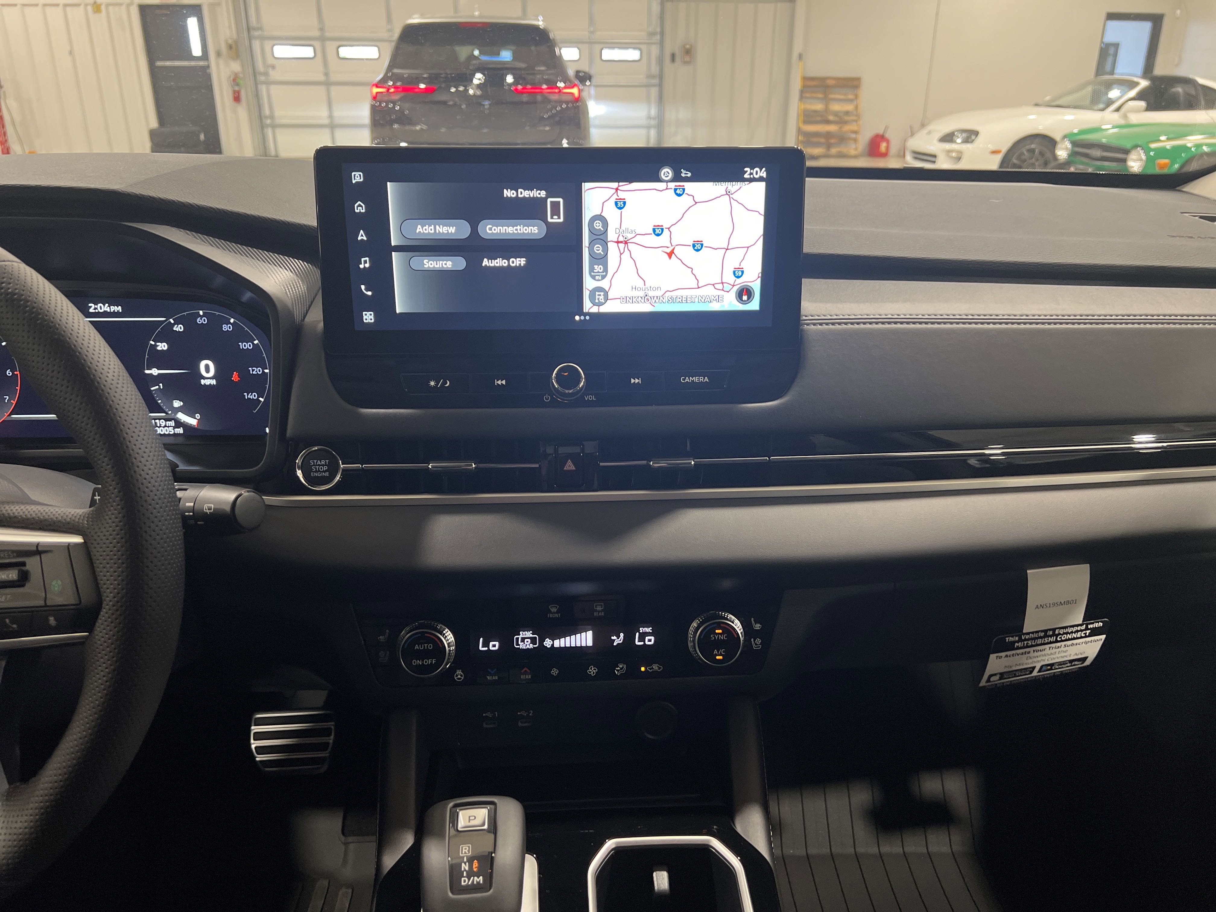 2025 Mitsubishi Outlander SEL photo 21