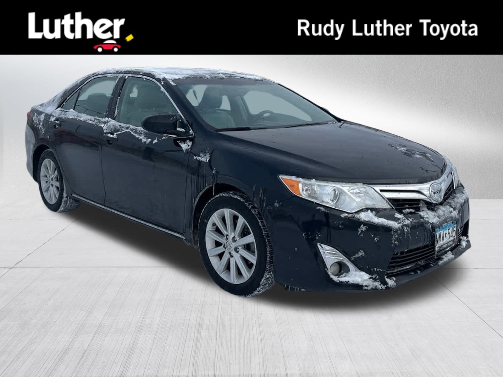 2014 Toyota Camry XLE Hybrid's photo