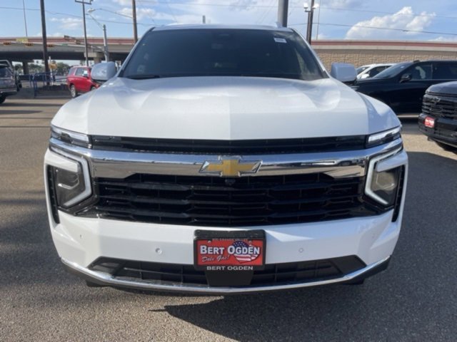 2025 Chevrolet Tahoe LS photo 2