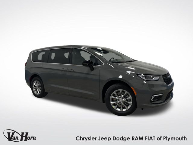 2025 Chrysler Pacifica photo 35