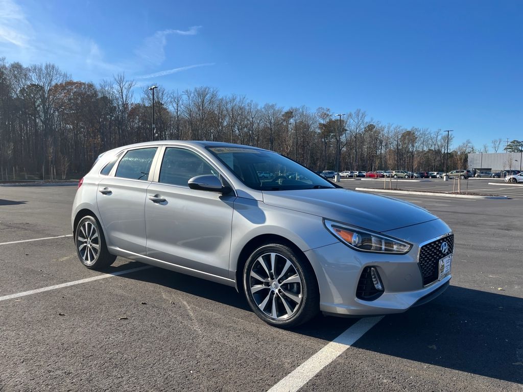 2020 Hyundai Elantra GT GT's photo