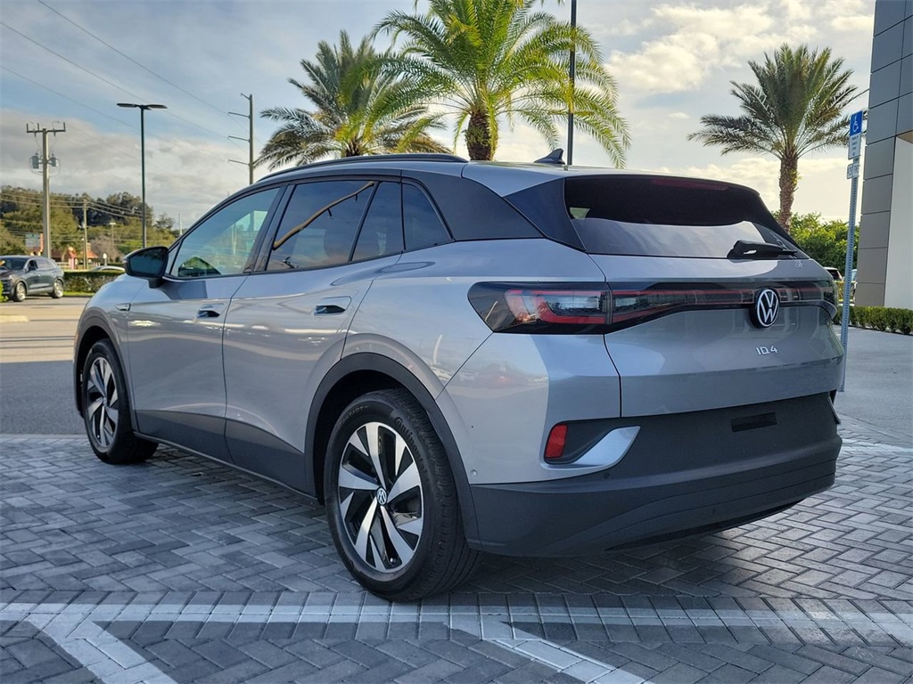 2023 Volkswagen ID.4 Pro photo 3
