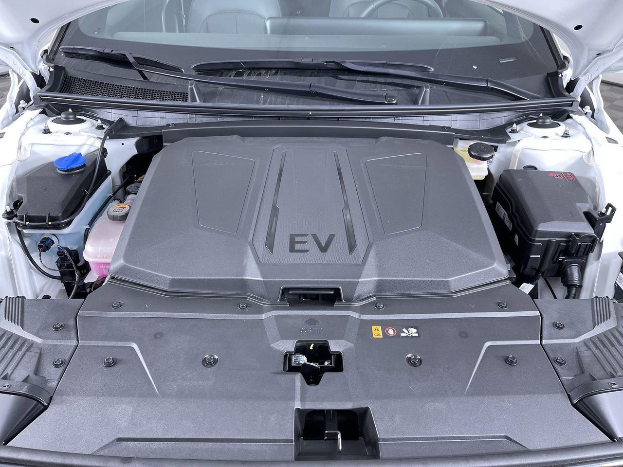 2025 Hyundai Ioniq 5 photo 23