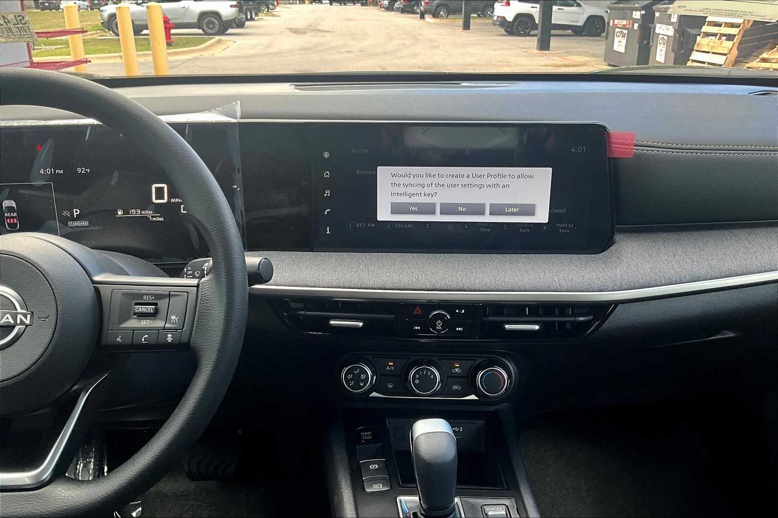 2025 Nissan Kicks SV photo 6