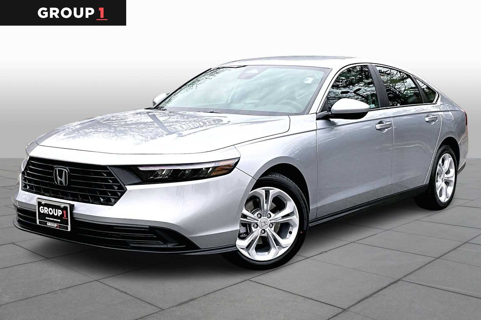 2025 Honda Accord LX's photo