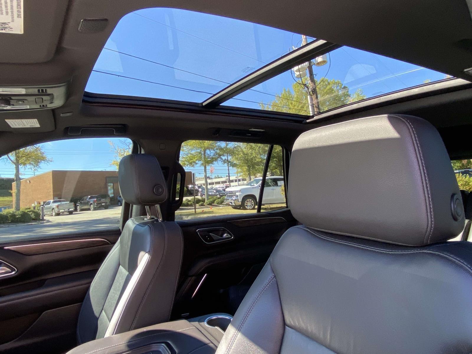 2022 Chevrolet Tahoe Z71 photo 3