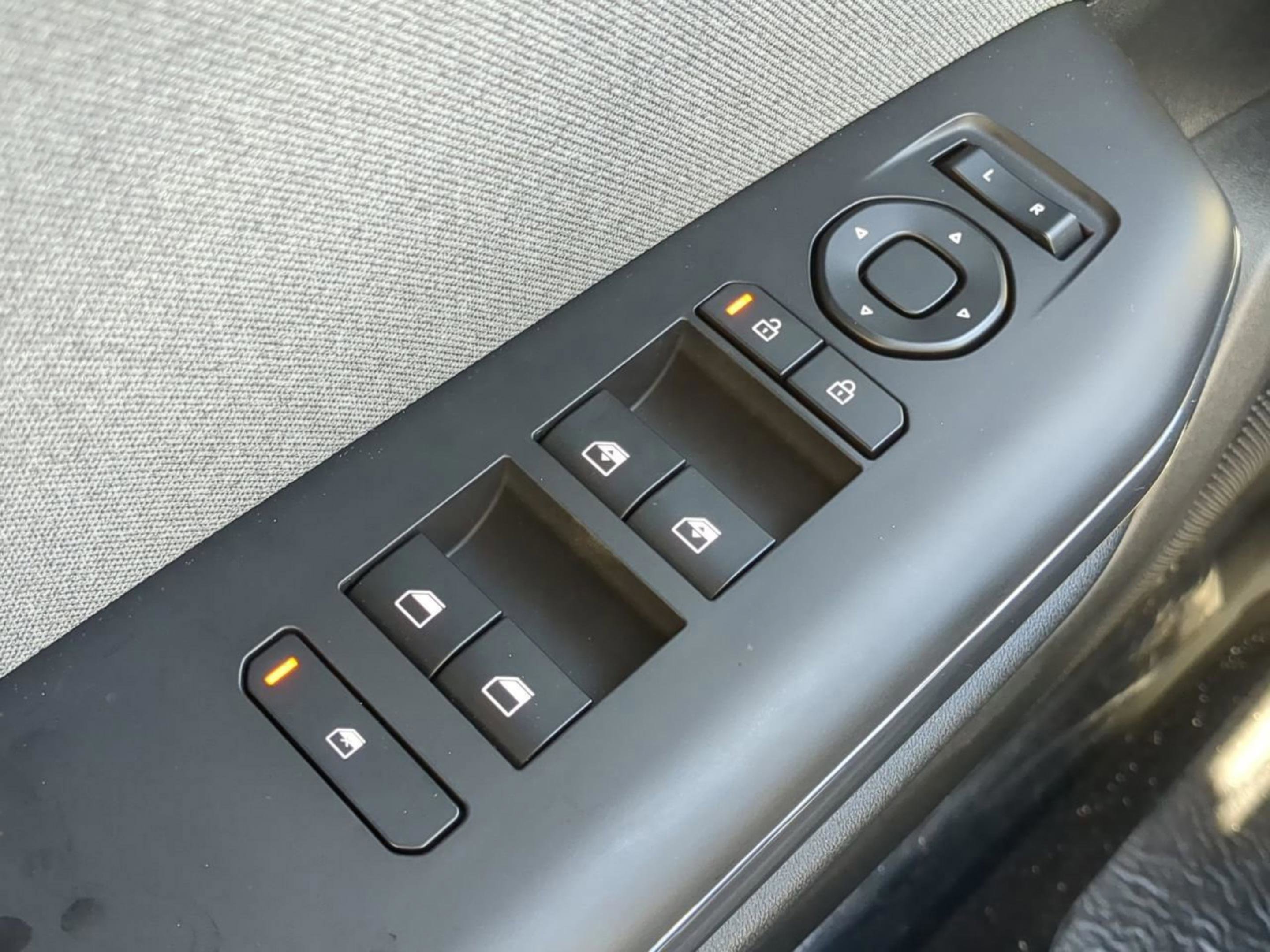 2025 Kia K4 EX photo 22