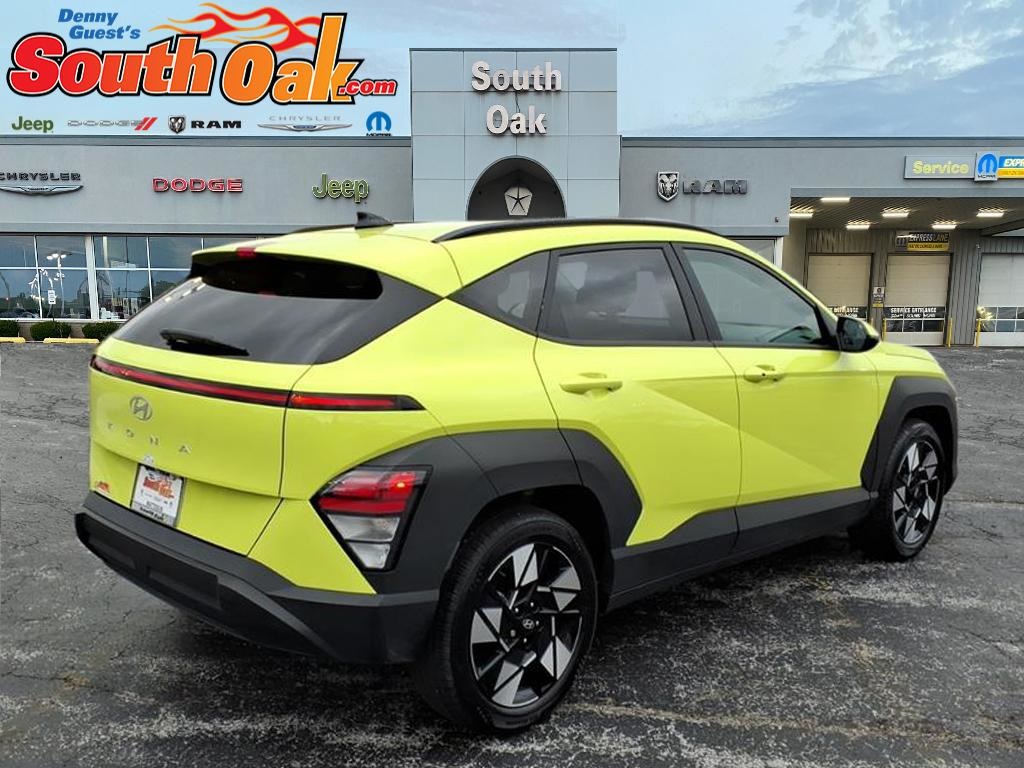 2024 Hyundai Kona SEL photo 3
