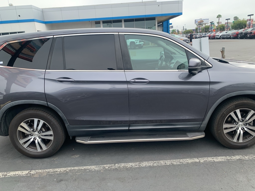 2017 Honda Pilot EX-L photo 5