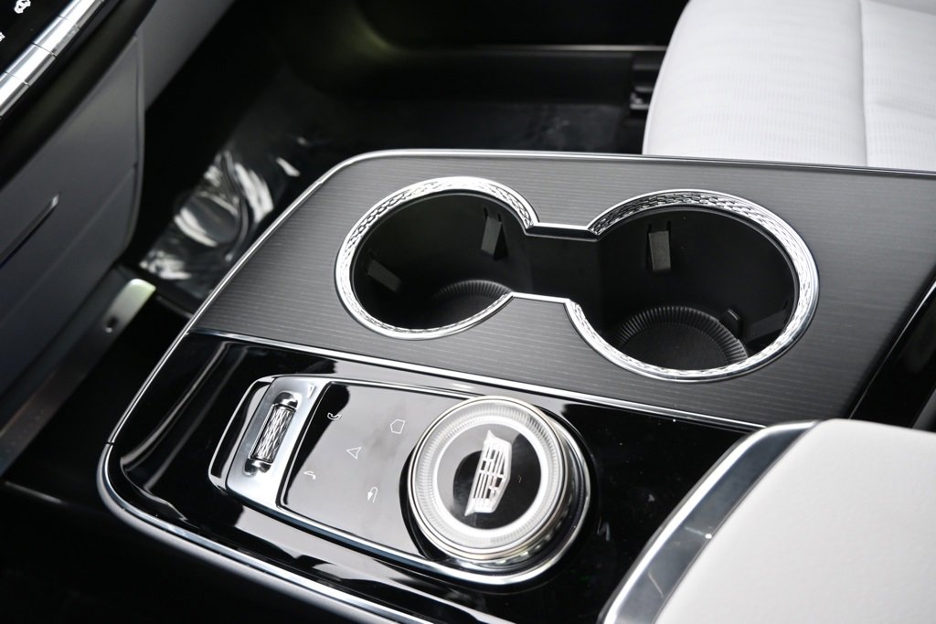 2025 Cadillac Lyriq Sport photo 30