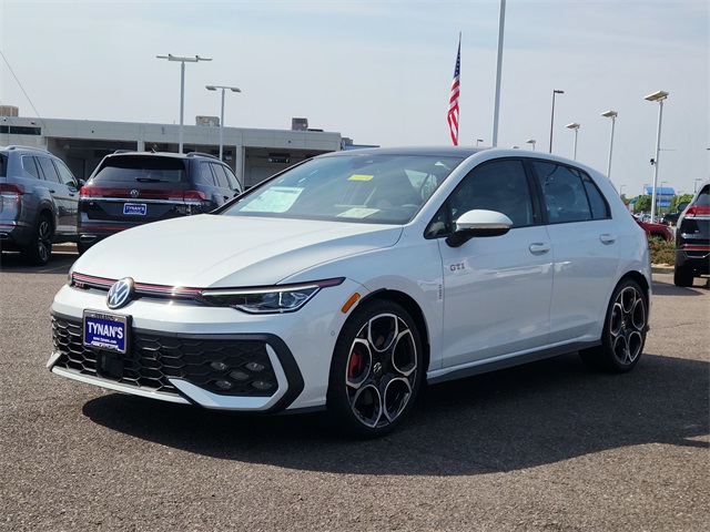 2025 Volkswagen Golf GTI Autobahn photo 4