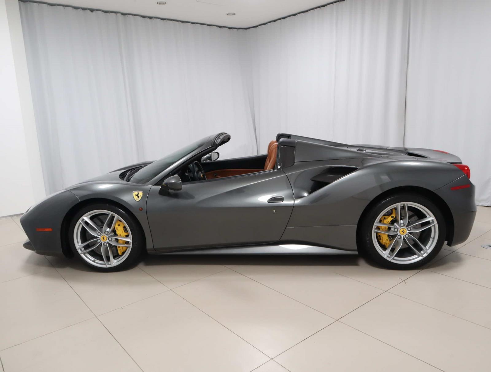 2016 Ferrari 488 Spider photo 16